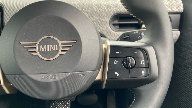 MINI Cooper 2.0 S Classic 5dr Auto Petrol Hatchback